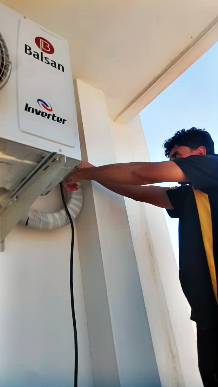 ❄️ شركة الثقة الهندسية للتبريد ❄️

🔧 صيانة ونصب السبالت والمكيفات بجميع أنواعها
✅ تنظيف وغسيل المكيفات
✅ تعبئة فريون وفحص شامل
✅ تصليح الأعطال الكهربائية والميكانيكية
✅ فك ونصب ونقل السبالت
✅ خدمة سريعة وأسعار مناسبة وضمان على العمل

📞 للتواصل:
***********

الثقة الهندسية للتبريد... راحتك تبدأ من تبريد مثالي.
