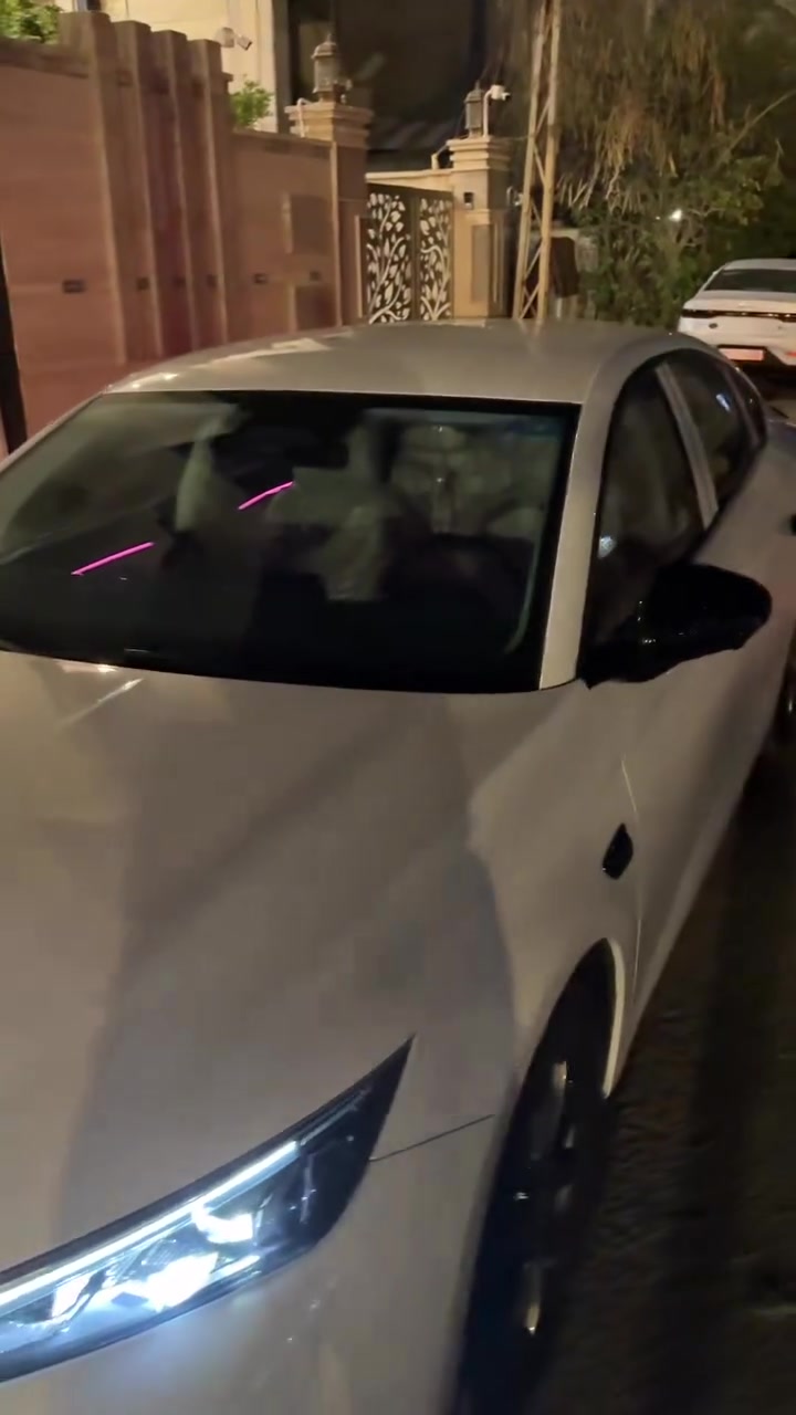 BYD QIN L 2025 
بي واي دي كن ال     ٢٠٢٥
 
مرقم بغداد 
: (داخل ابيض)
المواصفات:
13 كامرة
اوتو بارك 
رادارات كاملة
قيادة ذاتية 
شاشة معربة  وعليه تطبيقات 
نظام سكيورتي وداش كام بلادي
حساسات  ٣٦٠ درجة 
شحن  80
ماشية  11,000 كيلو  
مكفولة كفالة عامة عدى مذكور بلفديو 
العنوان : بغداد شعب
رقم الهاتف:***********واتساب
