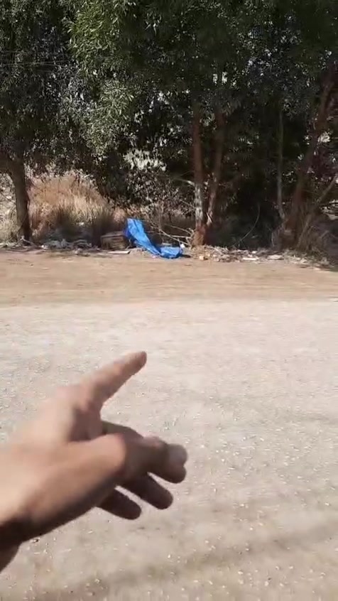 السلام عليكم 
قطعة ارض سند ٢٥ باسمي  مساحة ٣٠٥م  
العنوان سيد ابراهيم   واقعة على شارع تبليط بين سيد ابراهيم والمسيب 
مقابيلها مواد انشائية وفرع لحي سكني  وقريب عليها اسواق 
واجهيتها على الشارع الرئيسي 
السعر ٤٥ مليون 
للاستفسار اتصل 
***********
