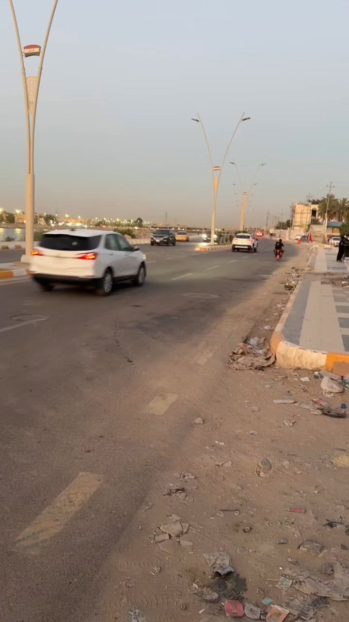 دار للبيع بالمهديه على شط ثاث واحد على شارع العام مساحة 230مً بناء قديم تفليش مكانه كلش حلو وقريب على كورنيش على مطعم تراث 

📐الواجه 13 
📐ونزال 18 

السعر بلاش 115 وبيه مجال بصيط 

مكتب 💥التميز 💥للعقار 
الشموخ قرب جسر مشات 

ستفسار ☎️***********
