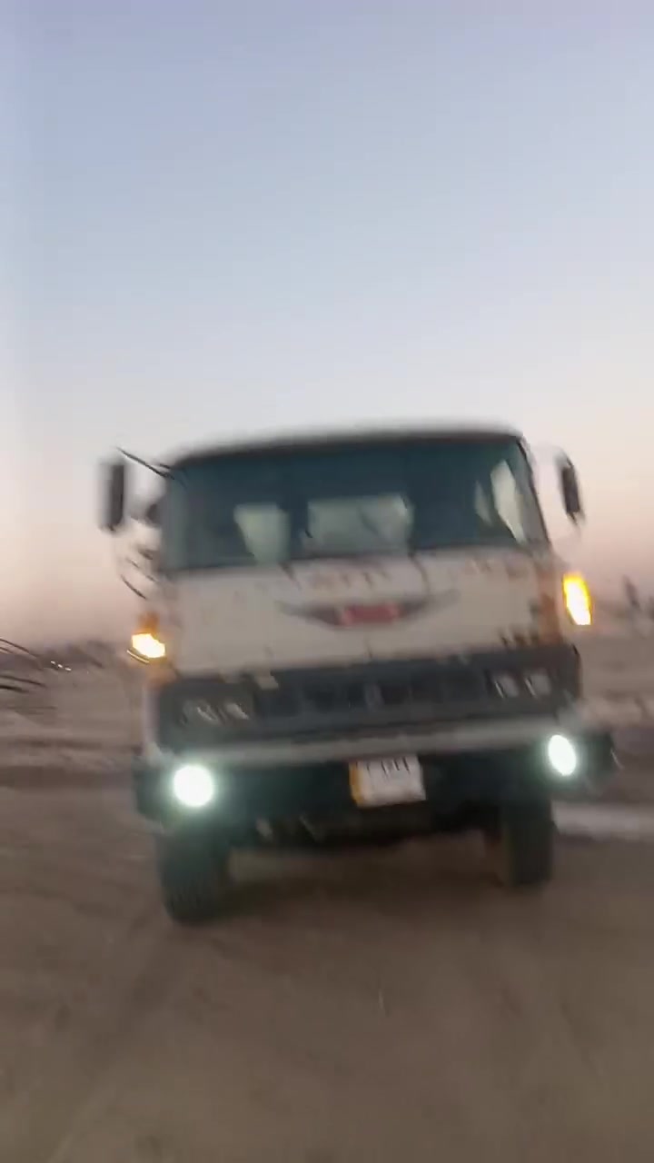 سلام عليكم هينو البيع موديل ٨٢ بسمي *********** موجود واتس
