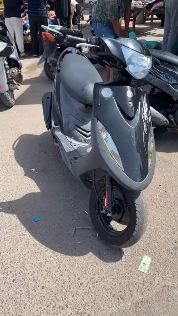 دراجه ماكس عدله بلادي مكينه برغي مامفتوح بيه عوزها تفيلس فقط البقيه كله شغال سعر 700 وبيه مجال مكاني بغداد
***********
