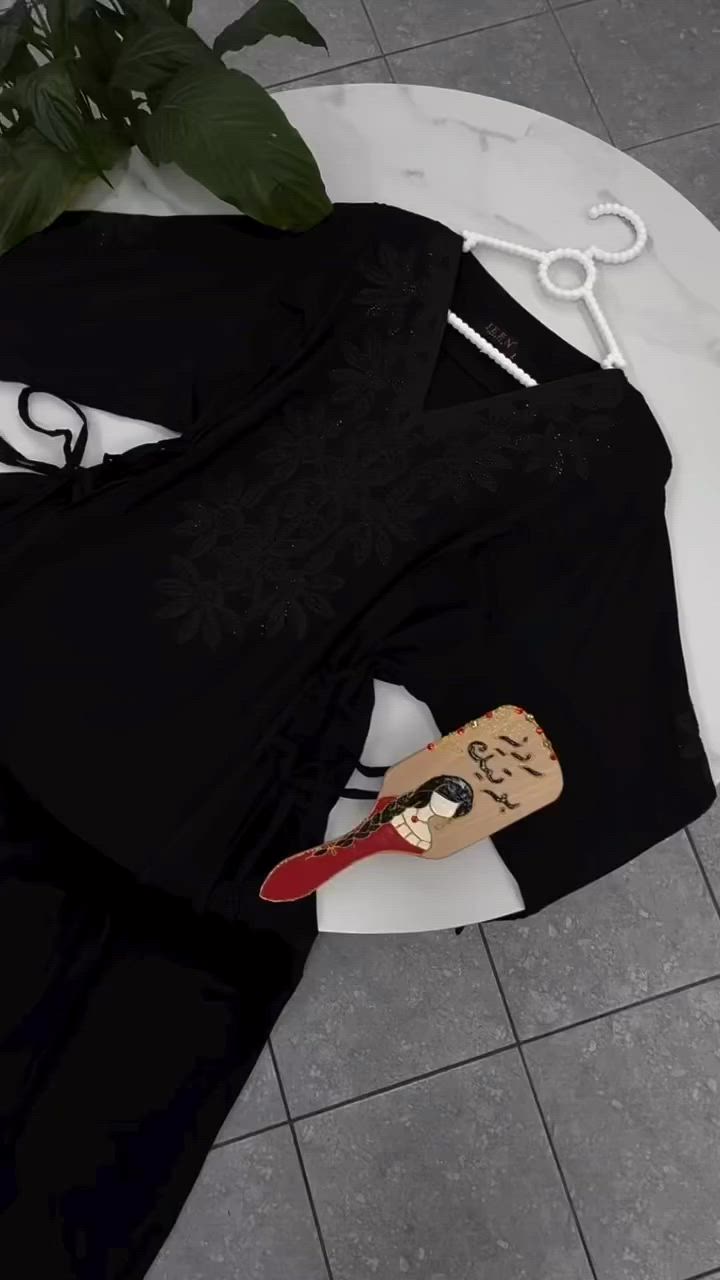 ✨منشور خاص بلون الاسود ✨
✨بووست منووع ✨
✨دشداشة فانيلا طول كامل وقصيرة ✨
✨دشداشة كشمير طول كامل وقصيرة ✨
✨تراك نسائي بناتي ولادي ✨
✨كيلوت ✨
✨ربطاات ✨ 
✨فستاان ✨
✨قميص ✨
🚗متوفر توصيل بسماية بغداد وجميع المحافظاات 🚗


**إذا كنت صاحب هذا الإعلان وتريد حذفه لأي سبب، رجاءا أرسل رسالة إلى الدعم الفني**