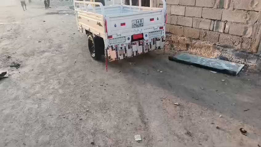 سلام عليكم شباب ستوته دايوان رقم و سنويه انكليزي رايد مليون 750 وبي مجال مكاني ابي خصيب بهادريه رقم ***********
