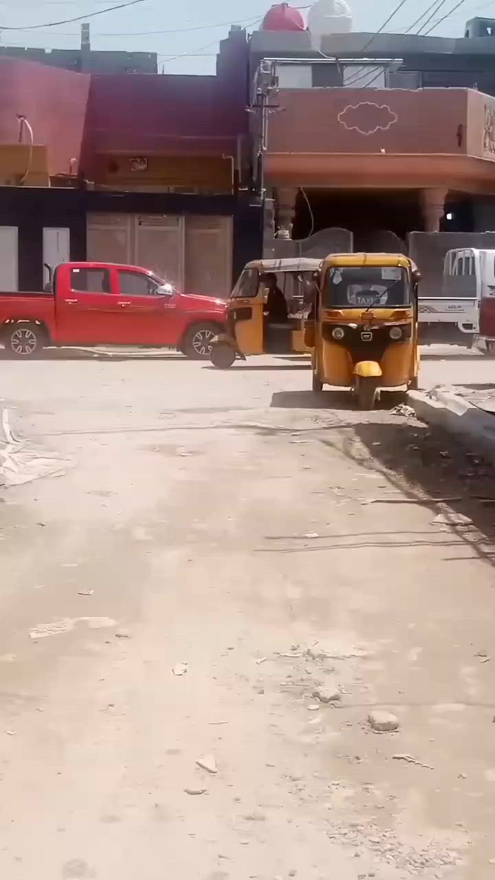 سلام عليكم بيت للبيع في الحميديه يم سوك القديم اول بيت على شارع العام مساحة 100مربعة عشره في عشره كامل الخدمات اتصل على الرقم ***********
