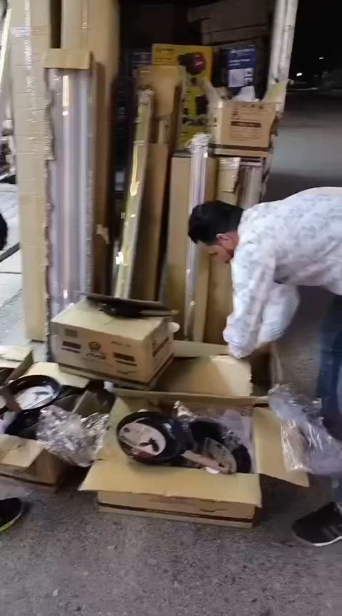 🌺عروض  خاصة وتخفيضات من داخل فرعين 🌺
من داخل مجمع سوفار ومفروشات الزعيم
رقم الحجز  ***********📞📞
هاتف المجمع  ***********
عنوان ديالى خانقين تولى فروش قرب مدرسه جرير 
توصيل بغداد  ٥٠٠٠ الف 🚕🚕
جميع محافظات  ٦٠٠٠ الف 🚕🚕 #محافظات

