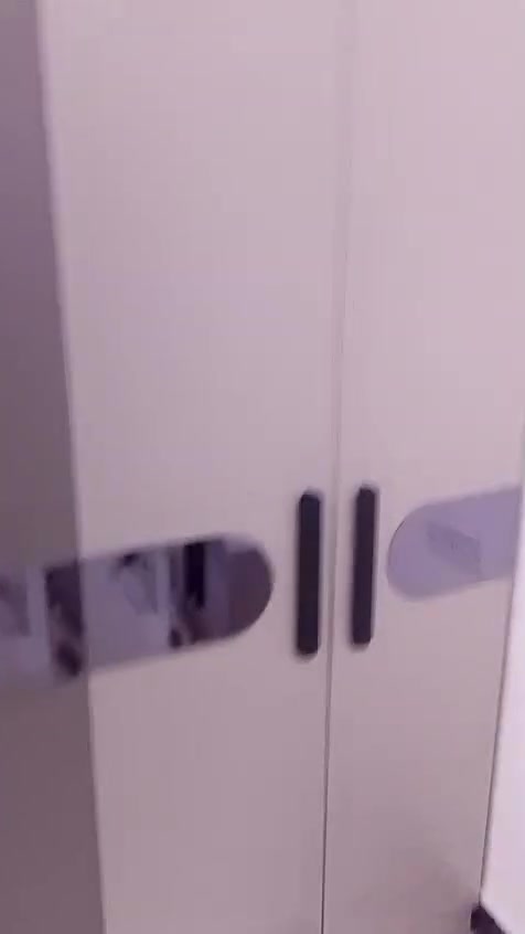 غرفه للبيع ايطاليه  مستخدمه سعر مليون نص بيه مجال استفسار على هذا رقم ***********
