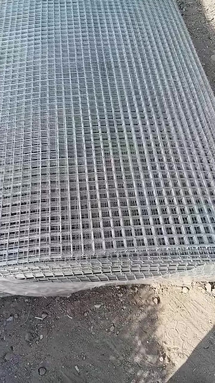 سلام عليكم ماشاءالله للبيع ماكنه سماوة*********** شنابره قرب جامع زهراء عمود ٢٢
