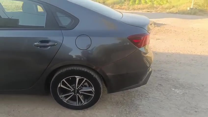 السلام عليكم كيا فورتي 24 ماشيه 31 ميل سياره بجم كبس حادثه خلفيه مكينه 2000 جير سيفتي مواصفات عاديه رادار وتحديد مسار صدر امام خلفي جديد سياره مناقصه كل شيء على اخر حبايهسونار مرفق ويا الصور سياره على وضع الشركه تبريد وجيرو كلها كلها كلها جديد بعدها على وضع الشركه مكان بغداد التاجي 24 ابو عظام 138وبيه مجال *********** مراوس بحمل
