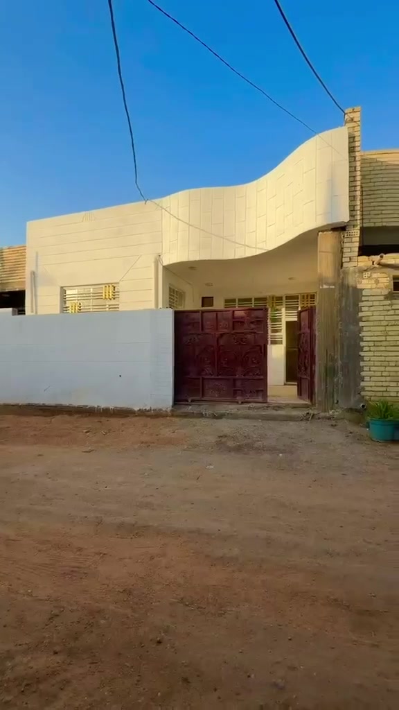 السعره👈((85)) مليون مع مجال🌳🌳 

السلام عليكم متابعين الاعزاء عندنا🌳🌳 عرض اليوم عندنا بيت للبيع مساحه🌲🌲🌲 البيت 150 متر موقع كربلاء طريق السيده زينب شارع مصطفى خان🌲🌲 على السايد الخدمي يبعد عن الشارع 150 متر كافه الخدمات خلف🌴🌴 قصر مصطفى خان عرض الشارع 8 م جنس العقار طابو زراعي سند 25🌴🌴 تحويل اقرار يبعد عن الشارع 150 متر باقي التفاصيل الارقامين🌳🌳 موجوده***********
