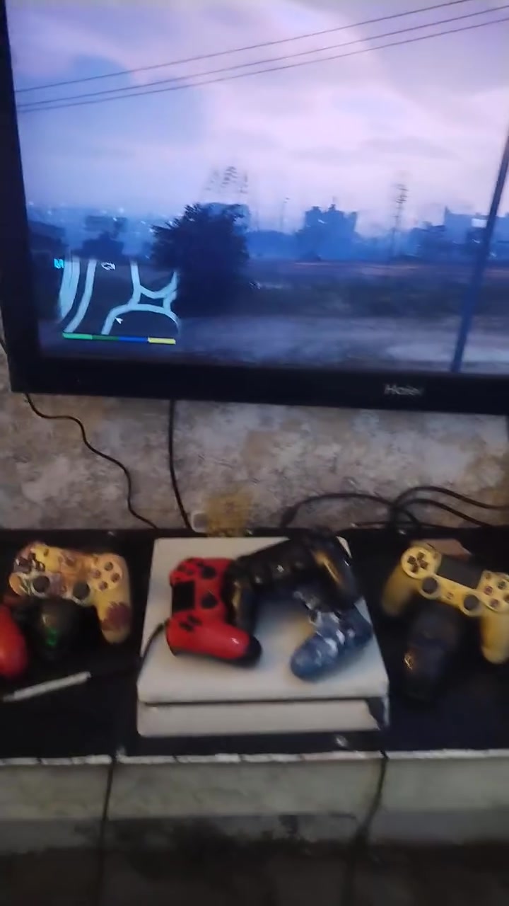 بغداد الكرخ شارع حيفا ليريدهن يتصل ***********
