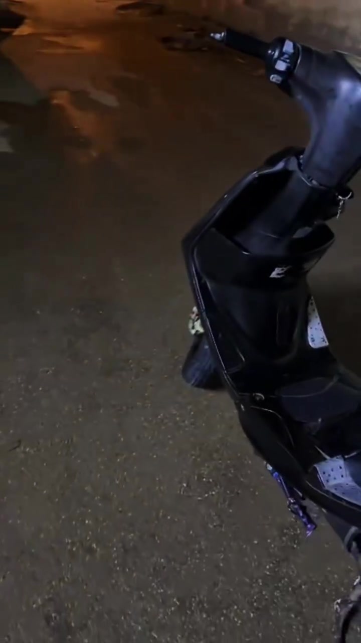 سلام عليكم دراجه اللبيع ماكس عداله. مكينه مامفتوحه 50بلاد 
مانقصها اي شي.   نكره سلف   كهربائيات  تشتغل   

سعر. ب650بيها مجال  شرايه 
مكان ناصريه مركز مدينه 
***********

