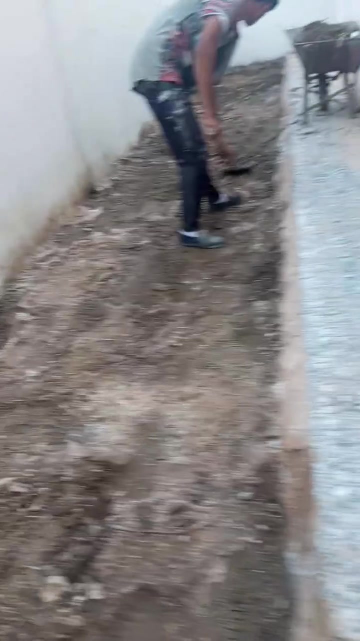 جزء من اعمالنه اليوم مستعدون الكافة الاعمال تفليش تكشير البيوت تدخيل وفرش سبيس وحدل وقلع ارضيات من الكاشي تزفيت الارباطات صب باتلو لنتن الاتصال على الرقم ***********
