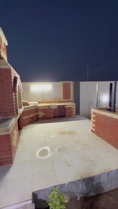 من بعد إذن صاحب الكروب 
مزرعة للبيع نص دونم مقابل مدخل 3 خلف معمل بلوك 200مليون مزرعة شغالة البيع  لان عدم تواجد خارج بلد 
***********

 إذا المبلغ مجزّأ، ماكو أي إشكال، بس راح يكون السعر مختلف.
