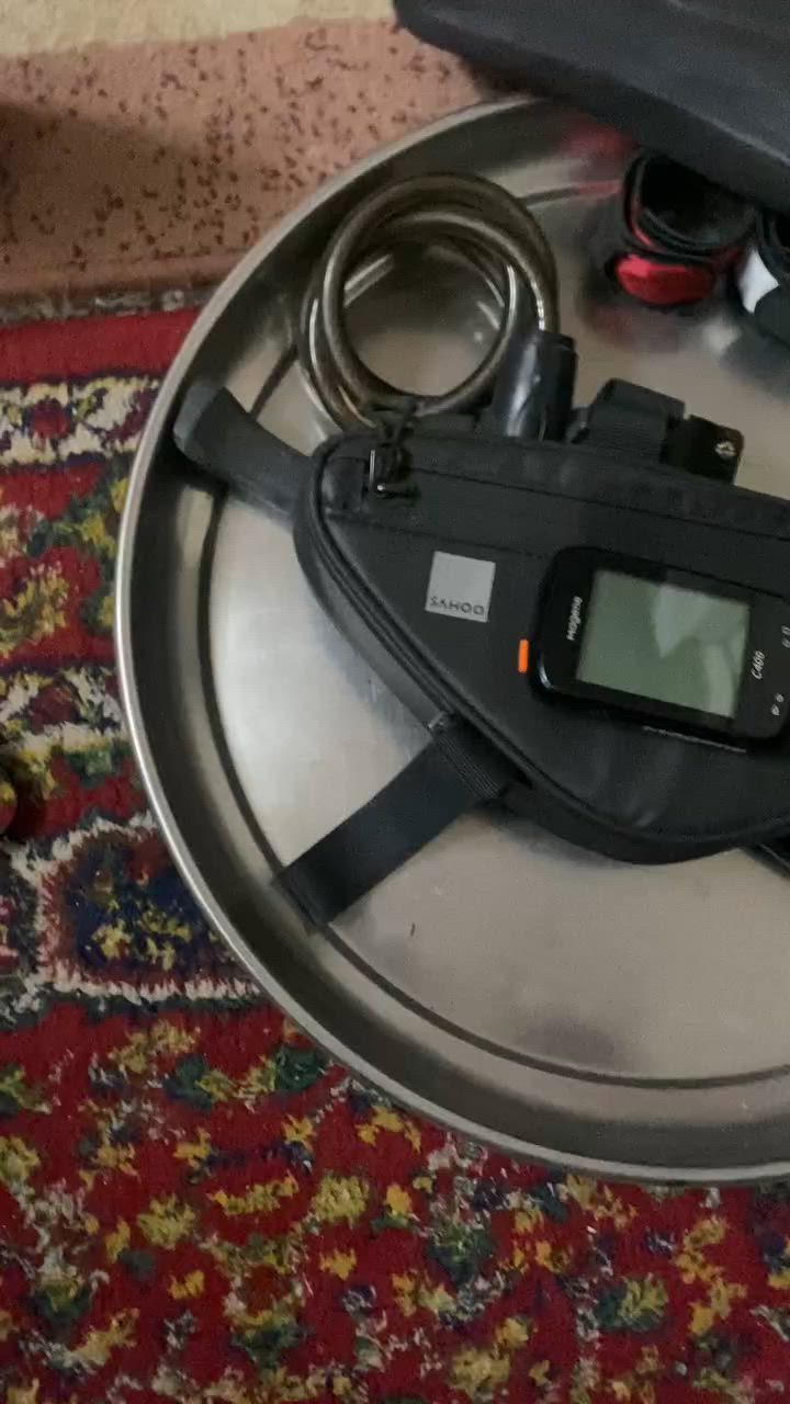 هذني كلهن اصليات ممستعملات وكاله اصلي بيهن نباعن والي بقه 150  الف كلهن والتفاصيل ع خاص ( *********** ) مكاني بغداد حي العامل انا لابياع ولا شراي ملاتي ذني تحياتي.
