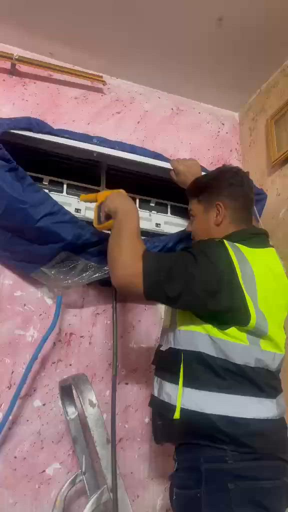 تحتاجون تنضيف سبالت
كنتوري 30
تعليك 25
مكيف 35
وذا اكثر من سبلتين يكون ثالث مجاني
***********
