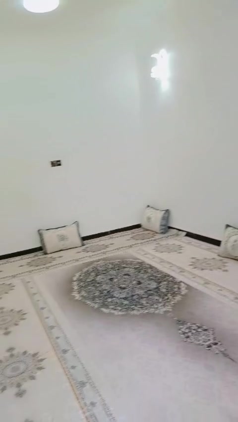 السلام عليكم بيت للبيع مساحته 100م بناء حديث يحتوي على كافة الخدمات ماء مجاري كهرباء مولد تفاصيل البيت داخل الفديو شوف واتصل وبيك خير وتدلل هذا رقمي ***********
الموقع حولي ابو مهدي المهندس
السلام عليكم بيت للبيع مساحته 100م بناء حديث يحتوي على كافة الخدمات ماء مجاري كهرباء مولد تفاصيل البيت داخل الفديو شوف واتصل وبيك خير وتدلل هذا رقمي ***********
