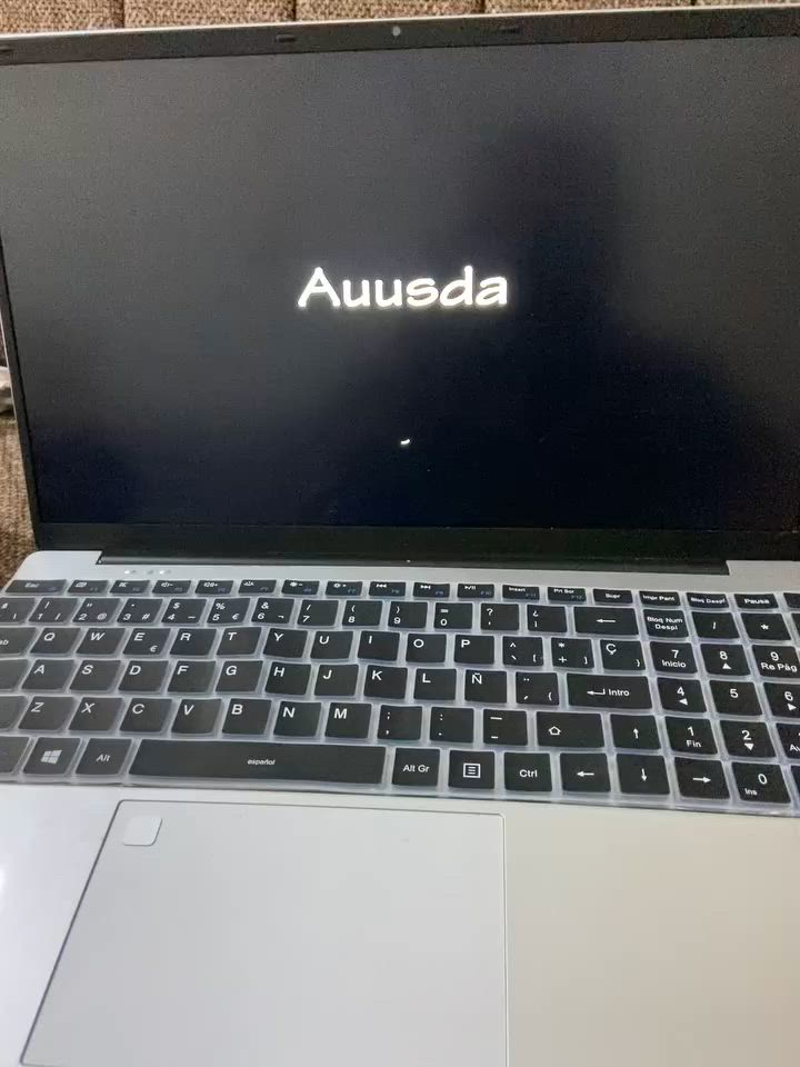 السلام عليكم والرحمه لابتوب. جديد  الهارد ٥١٢ والرام ١٦ وندوز ١٠  حجم الشاشه ١٥.٦ كيبورد ضوئي  بصمه. شغلته. تبقى بس ع شعار مالته ا والله كل شي ما اعرف بيه  الي تخدمه يتفضل خاص


**إذا كنت صاحب هذا الإعلان وتريد حذفه لأي سبب، رجاءا أرسل رسالة إلى الدعم الفني**