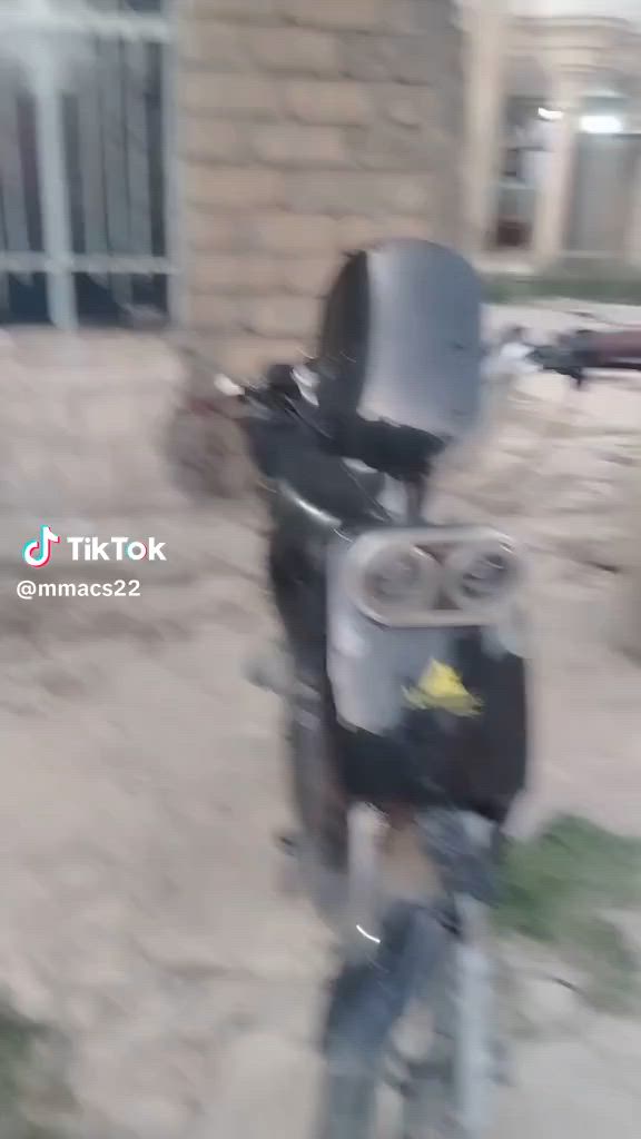 يوجد تصليح انواع درجات الشحن ودرجات ابزون جميع انواع ادرجات  العنوان جنوب الموصل تلول ناصر قرب مفرق شويرات تفتيح من 3 العصر لل 7 ستفسار كثر مرسله صفحا وتصال علا رقم ***********
