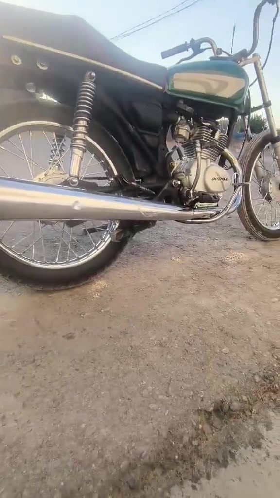 سلام عليكم دراجه انتنس موديل25للبيع حربي سعر425وبيها مجال جماعت 350اعبر المنشور رقم *********** متواجد خاص هم
