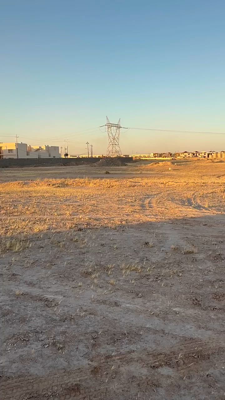 السلام عليكم
قطعه ارض للبيع 
المساحه 200 متر 10*20 
مفروزه بسند مستقل ومحدده 
يتوفر كامل الخدمات ماء ومجاري وكهرباء وسكن
للاستفسار مراسله الصفحه او الاتصال بلرقم 

***********
