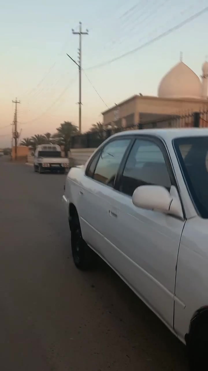 سياره للبيع نوع كورلا موديل 92 رقم صلاح الدين مشروع وطني كير مكينته مكفولات شرط سياره بيها اقل الاحزام صبغ صدر جديد تخم تاير سياره خير من الله للاستفسار ***********
