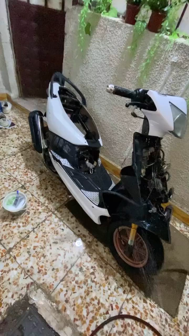 مضلع نوزل نازله بل رابع نقصه تريشه وبريك كدام بجمها موجود بس بي كسر وكلشي شغال بيها هورن سكنات زنون قفل جنطه وتزويد بيها اصلي كدامكم مراوس ببوليس نضيفه كيوزي او مسطره مكاني كاظميه


**إذا كنت صاحب هذا الإعلان وتريد حذفه لأي سبب، رجاءا أرسل رسالة إلى الدعم الفني**