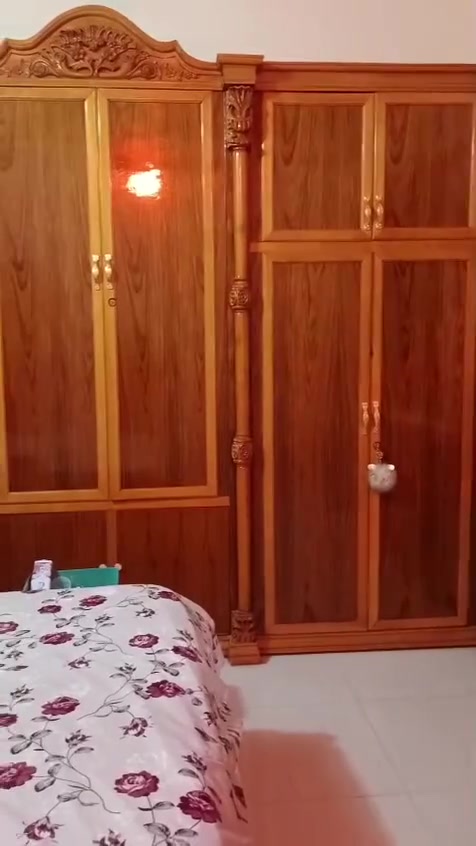 غرفة نجارة + صبغ حراري
استخدام قليل سعر الشراء ٣ ملايين ونص 
سعر البيع مليونين و١٠٠
للاستفسار واتساب ***********
