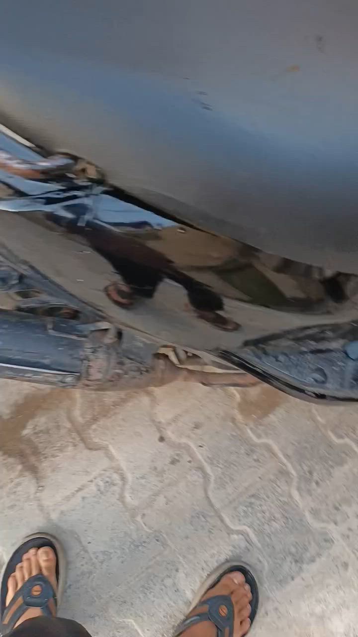 سلام عليكم اخواني دراجه بريز لايت ناصي دراجه مكينه تخبل بس الكفرات تعبانه نص نگره الدراجه سعر 425 بيهه مجال مكاني بغداد مدينه الصدر واتساب *********** متواجد دائما
