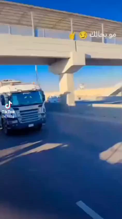 سلام عليكم سكانيه شيراويه 209 كير 3.3 فقستين خليجي موصفات دوله سياره تخم تاير سياره جاهزه ***********
