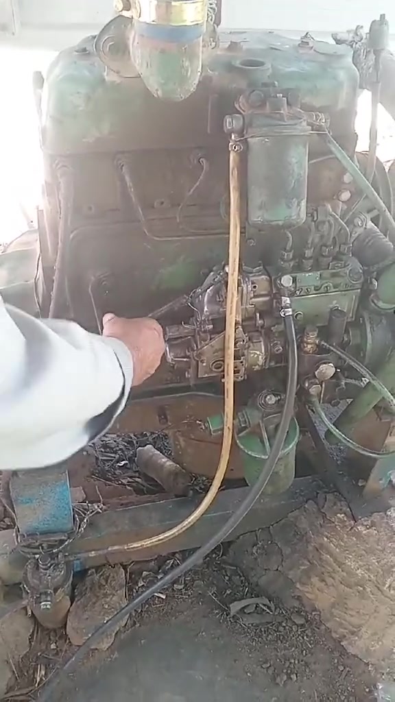 سلام عليكم ابو ردين 4سلندر راس توليد 50كيفي يعني طلع 200انبير شغاله لا بخار لا تنقيص شرط ع فحص مكاني ناحية سنيه *********** @أبو رقيه النائلي
