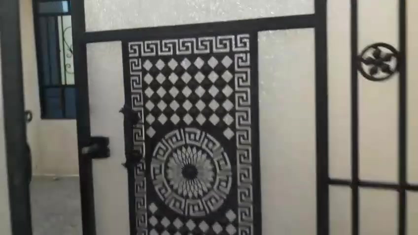 يا الله السلام عليكم بيت للبيع حي السفير اتواصل على هذا رقم ***********
