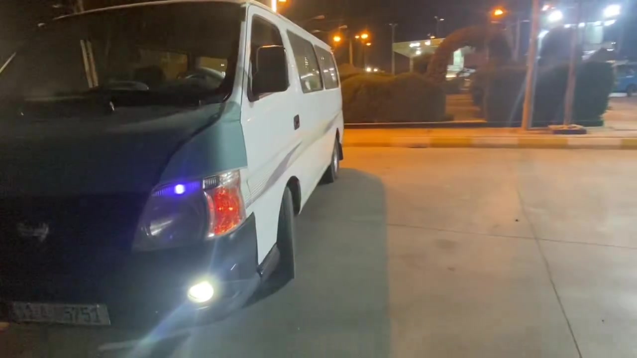 نيسان يورفان موديل٢٠١٠  بيهة جنطة خلفية بدلة بيهة شوية صبغ بدواير هزة جدية سيارة بسمي تحويل ثاني يوم رقم بغداد دولي مكان صويرة رقم ***********
