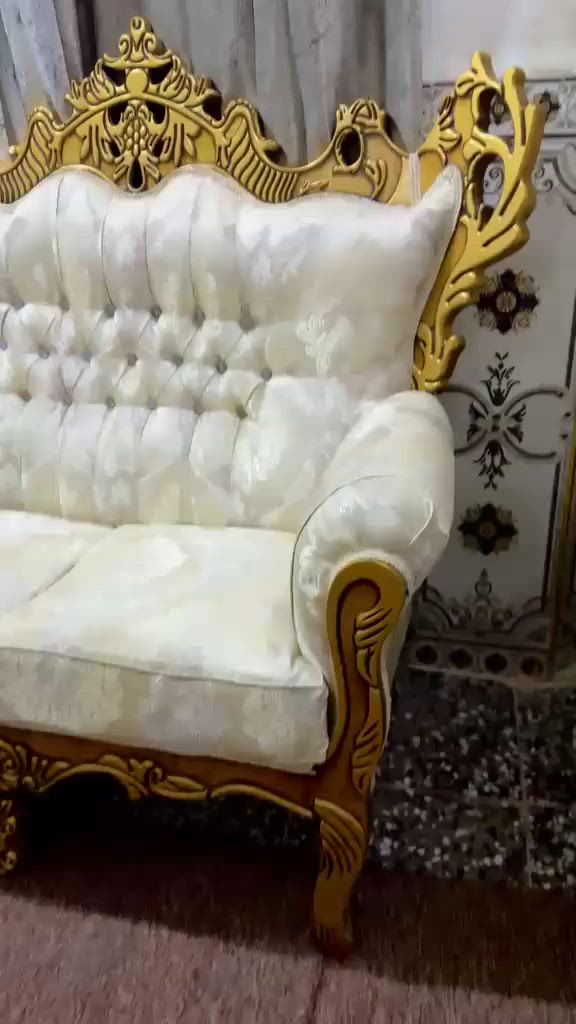 تخم ملكي لون اوف وايت مع 5طبلات 4صغير و1كبيره استعمال قليل نضيف مابي اي ضرر بابل الجزائر السعر 700

‭***********‬
