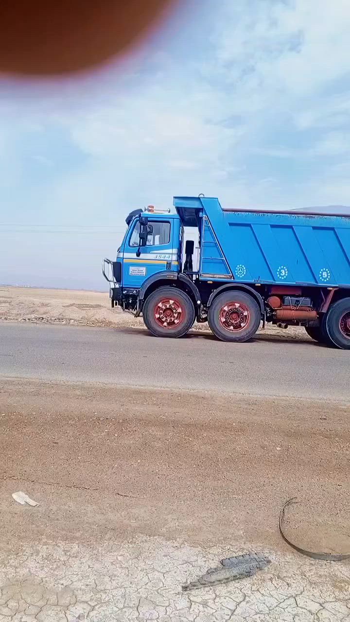 سلام عليكم سياره كرواتي عكرب البيع قاطره مقطوره مربطه 3لوحات مكينه 44 كير 210 مجموعه جي اف تخم تاير سياره جاهزه الشغل رقم الهاتف ***********
