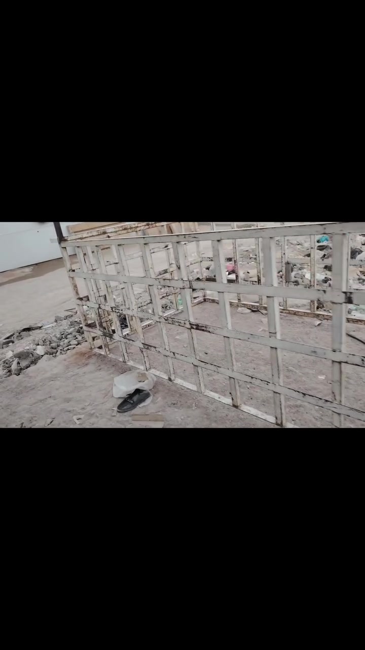 محجر كيا 2700 للبيع سعر 200 وبي مجال العنوان كوفه براكيه
***********

