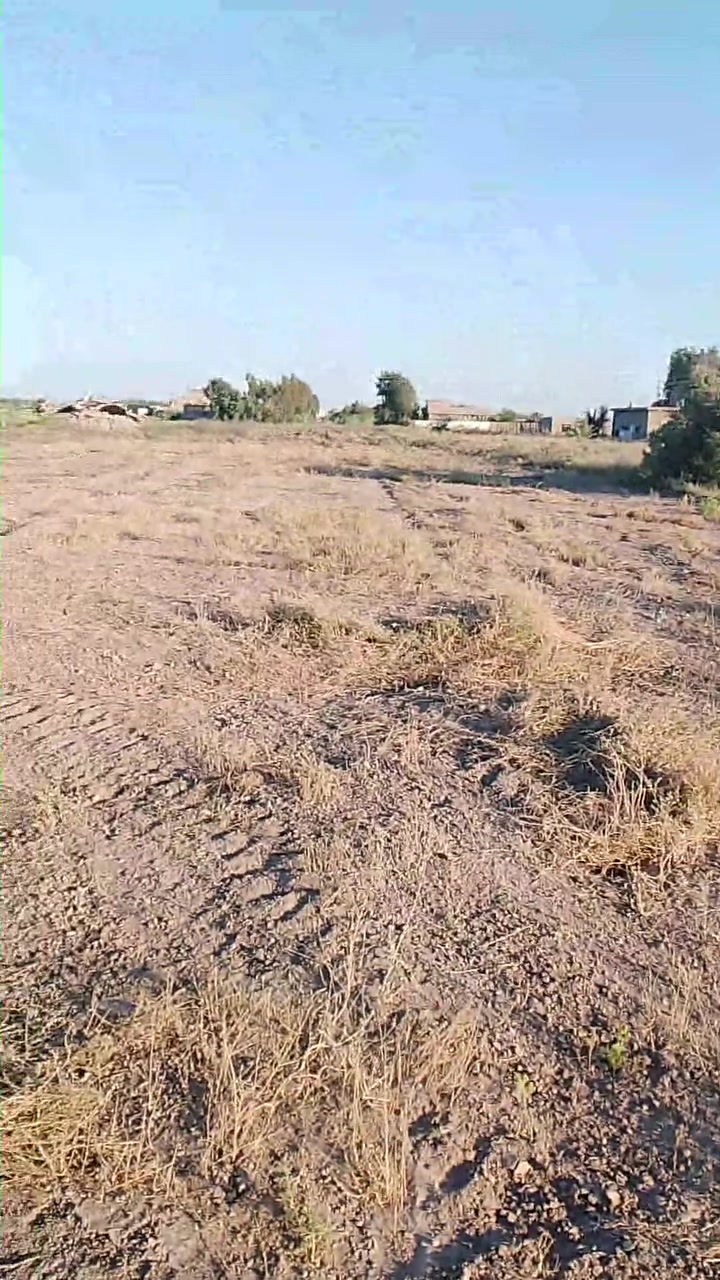 نص دونم للبيع الدوره عرب جبور شارع التناكي بلقرب من سريع دوره جديد لأستفسار ***********
