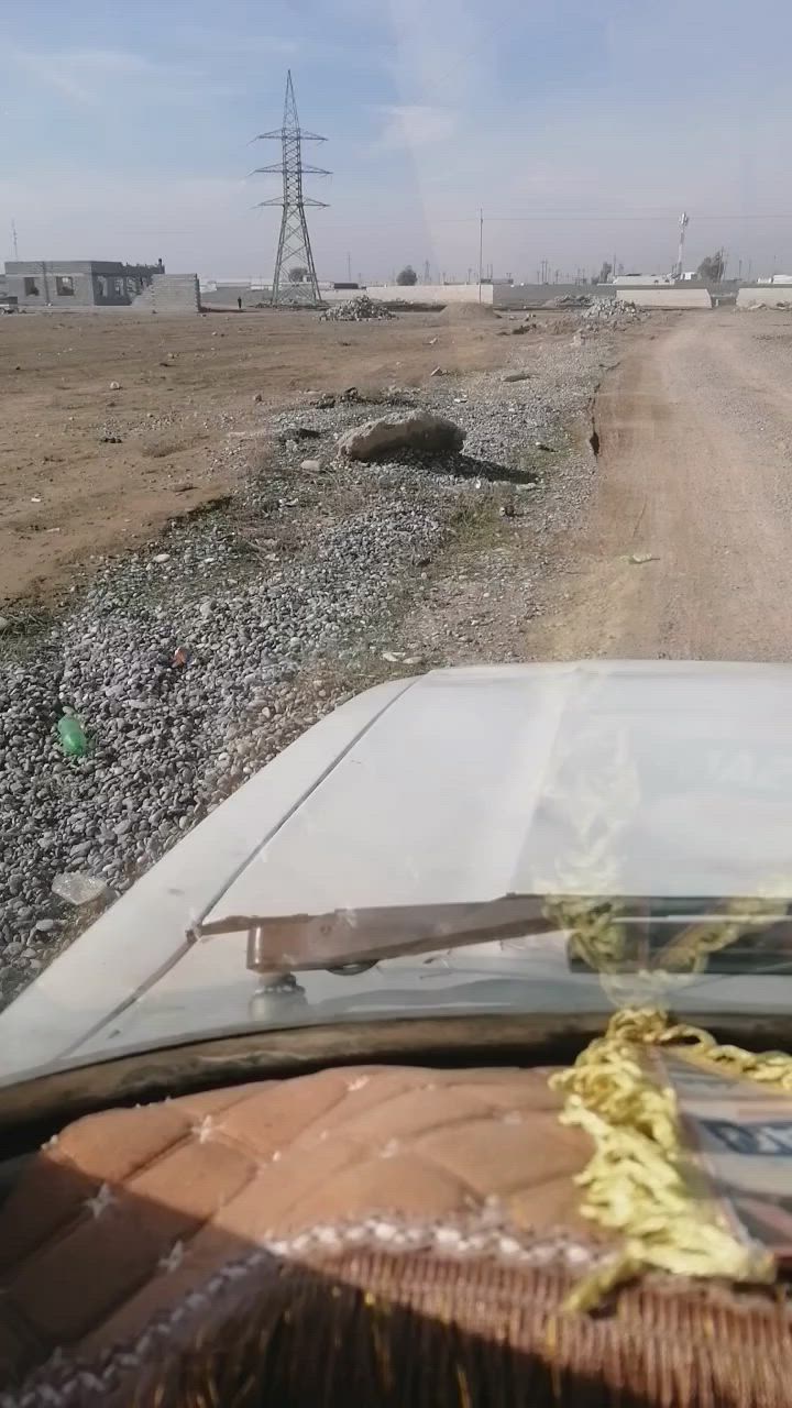 السلام عليكم ورحمة الله وبركاته
قطعتين للبيع مساحه القطعه الوحده250 متر المساحه الكليه 500 على شارعين الواجهه 
يبعدن عن الشارع السايدين 100 متر
الموقع ورا معمل العجم سعر القطعه 7 وبيها مجال الشراي يتصل على الرقم ***********
