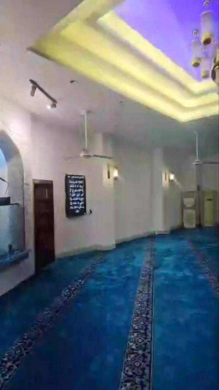 السلام عليكم.
جزء من أعمالنا داخل الموصل .
تم الانتهاء من ترميم احد مساجد الموصل.
اللهمّ لك الحمد 

للتواصل
***********
***********
.
.
.ملاحظة
نعتذر عن ربط الاحمال خارج الساعة(العداد)

