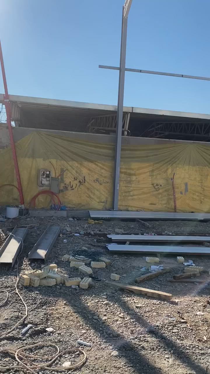 نموذج من اعمالنا جملون عرض ١٩ متر  ونزال ٢٥ ارتفاع الاجناب ٨ متر  شيلمان ١٠ انج نتمنى ان ينال اعجابكم  *********** ابو حسن
