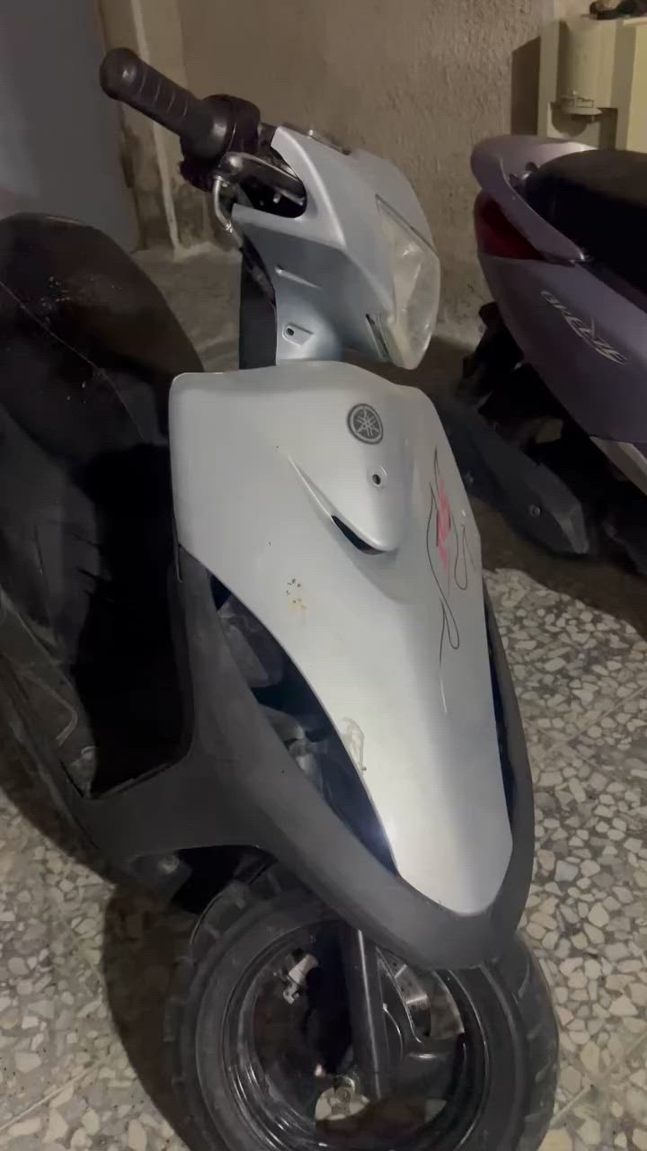 ماكس عدله للبيع يرادله ترتيب  مكان حي اور  350 بيه مجال ***********
