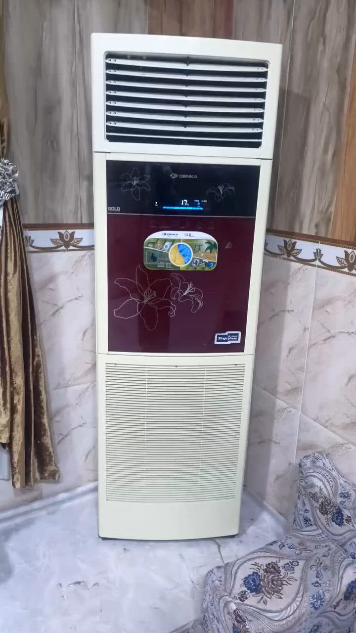 سلام عليكم
سلام عليكم ورحمة الله وبركات
 سبلت عمودي نوع دنكا المس  ثلاث طن  نظيف جدا شرط الشغل  وبيه ضمان تبريد كلش حلو ماشاء الله غاز 22 R  جاهز مع كامل ملحقاته حاليا جاي يشتغل تجي وتشوفه بعينك حتى تدفئه شغاله العنون بصره الهارثه 
االسعر 700
***********
