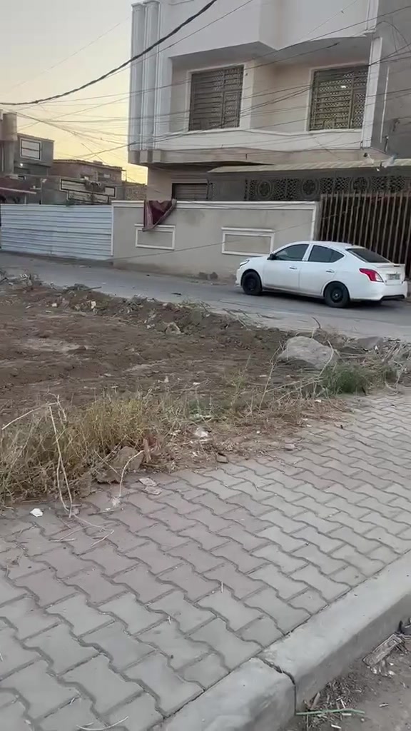 السلام عليكم قطعه البيع المساحه ٢٠٠متر ركن العنوان الدوانم شارع مدرسه نسائم العلم قريب على الشارع الرئيسي السعر ١٢٥وبيها مجال تصال ***********  اومرسله الصفحه
