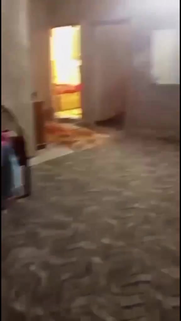 بيت للبيع مشتل شارع لمطبك واقع حال مساحه 200متر قاطين لجوه مسلح ولفوك سندويش لدرج خارجي تكدر سوي بيتين بناء خير من الله مال عائله جبيره منطقه جبيره وهادئه وخدمات متوفره عده لتبليط نقص لفرع عريضه مشمول بتمليك سعر خاص واني بلخدمه***********واتساب
