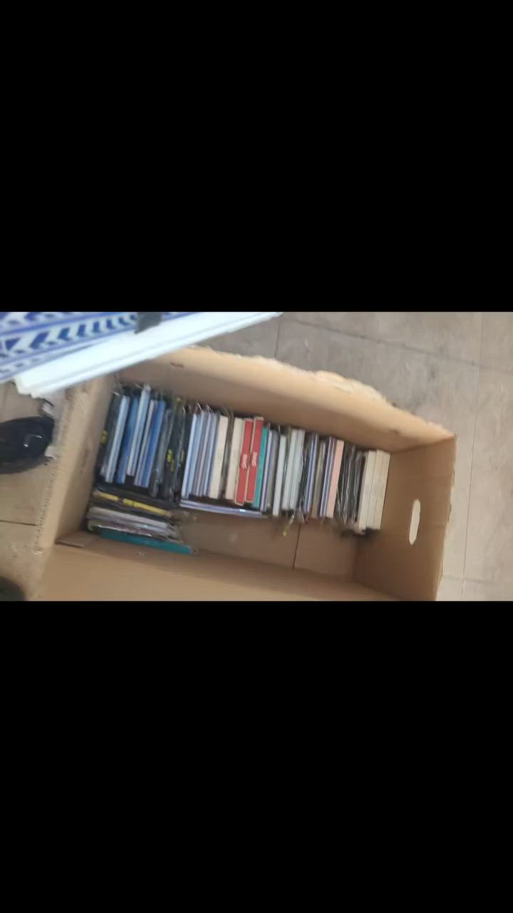 متوفر كفرات مبايل تعزيله محل كله جديد كل 300 كفر ب 30 الف يعني يطلع عليك كفرين ب ربع دينار بي دفتري بي مدرع ايفون كلشي مختلط ما عندي اسماء ايتمات ابيع هيج عشوائي انته وحضك كل 2 بربع دينار كله مجيس رقمي ***********
