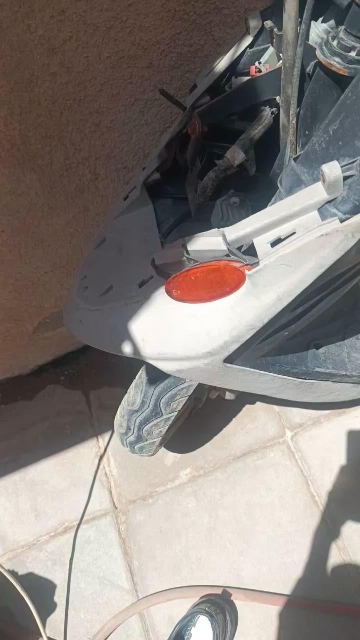 سلام عليكم دراجه بيجي مابيه شي شغاله بس مهموله لبيع الشراي يجي خاص


**إذا كنت صاحب هذا الإعلان وتريد حذفه لأي سبب، رجاءا أرسل رسالة إلى الدعم الفني**