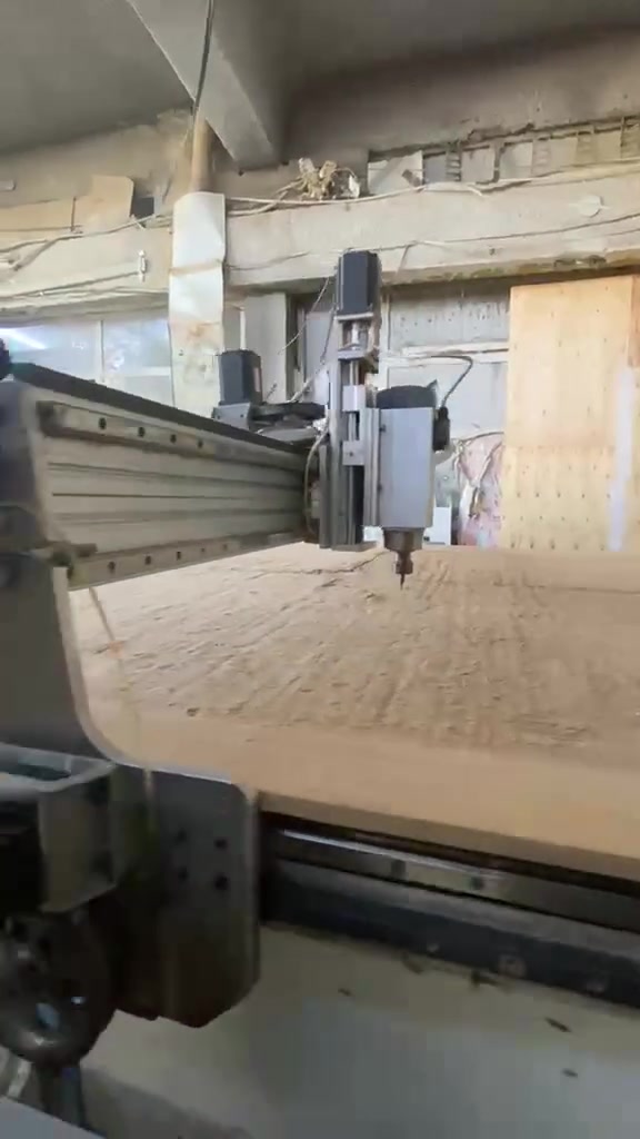 السلام عليكم..للبيع معمل hdf كامل متكامل cnc 2×4 بالون تركي طبلة وحدة قياس ١٢٠ ×٢٤٠ كمبريسر ٣٠٠ ...... الوان خير من الله مسدس رش مع ستاند مع ستناد دوار  وباقي الملحقات النواعم موجودة وياه  .... الشراي  بخدمتة  السعر الكلي  ٦٥ ورقة.  ***********
