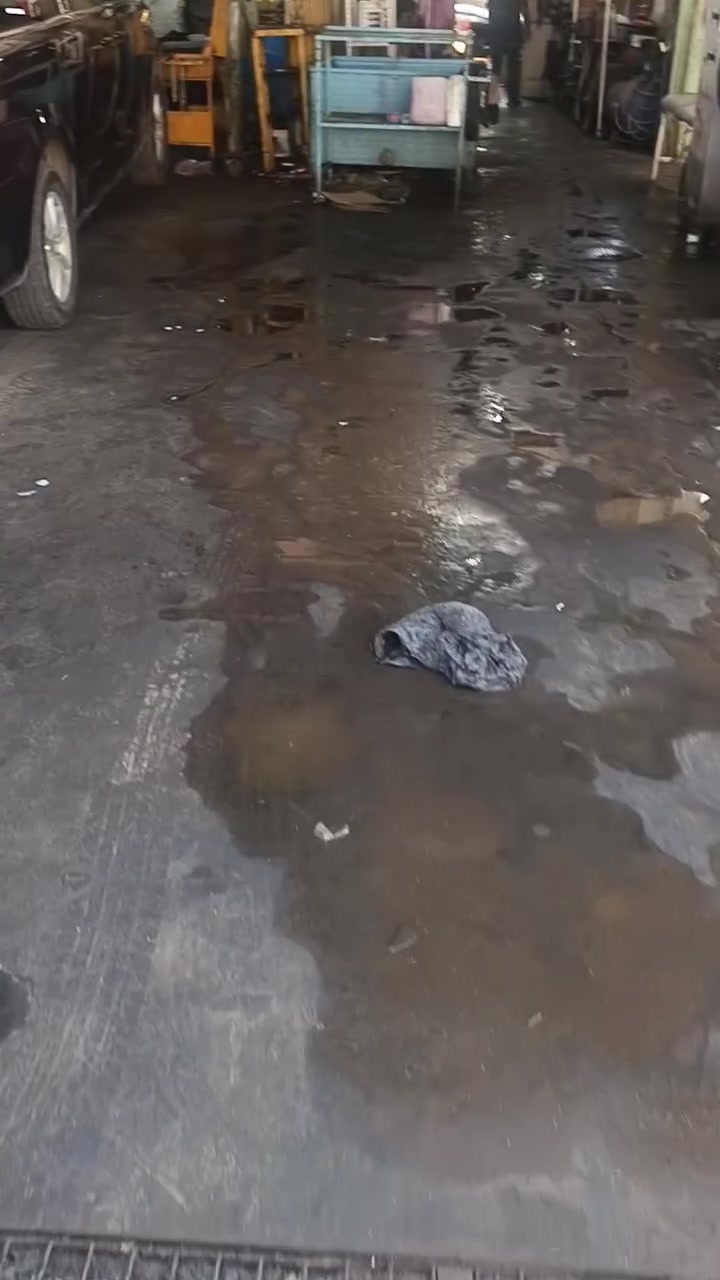 العنوان ساحه عدن خلف معمل الطحين
***********  ***********
