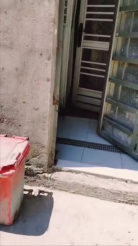 بيت للبيع 50 متر طابقين الشعله الشارع الغربي شارع افران الضياء التفاصيل موضحة بالفيديو واي استفسار عالرقم يوجد واتساب ***********
