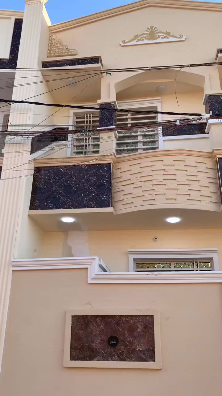 سلام عليكم بيت للإيجار بحي سلام بشارع ابو راحاب بيت بناء نضيف مساحه 50متره ***********
